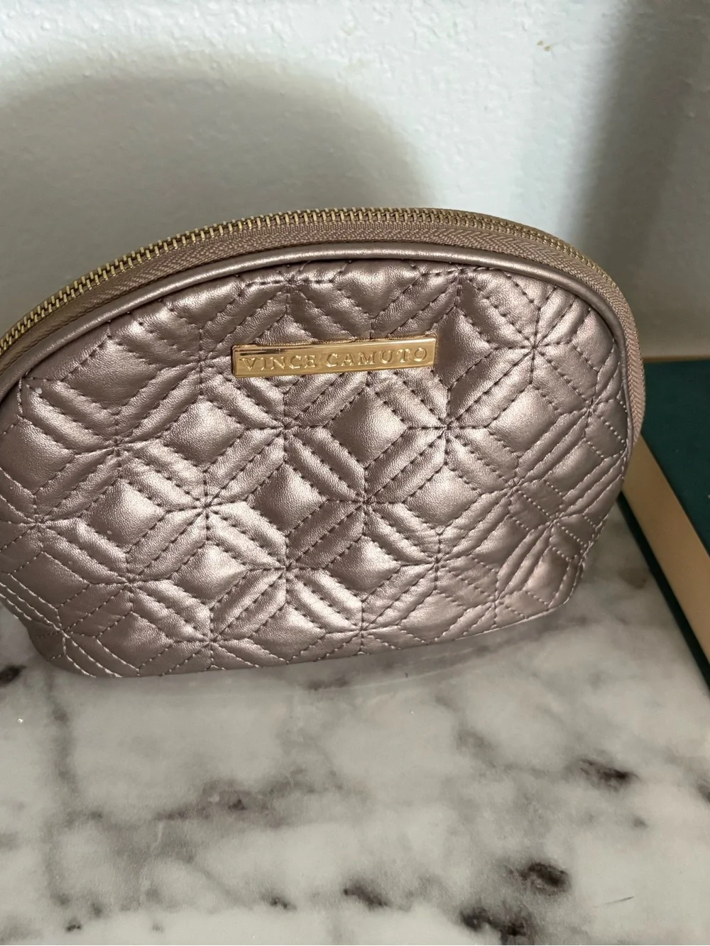 Vince Camuto vince camuto